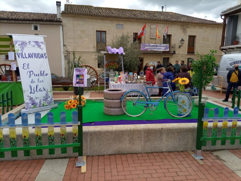 II Mercado Popular «Exaltación de las Lilas»